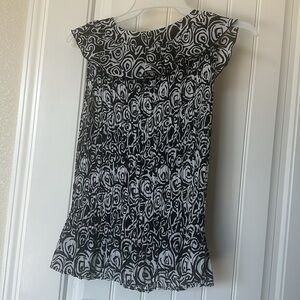 Black and White Patterned Sleeveless Top